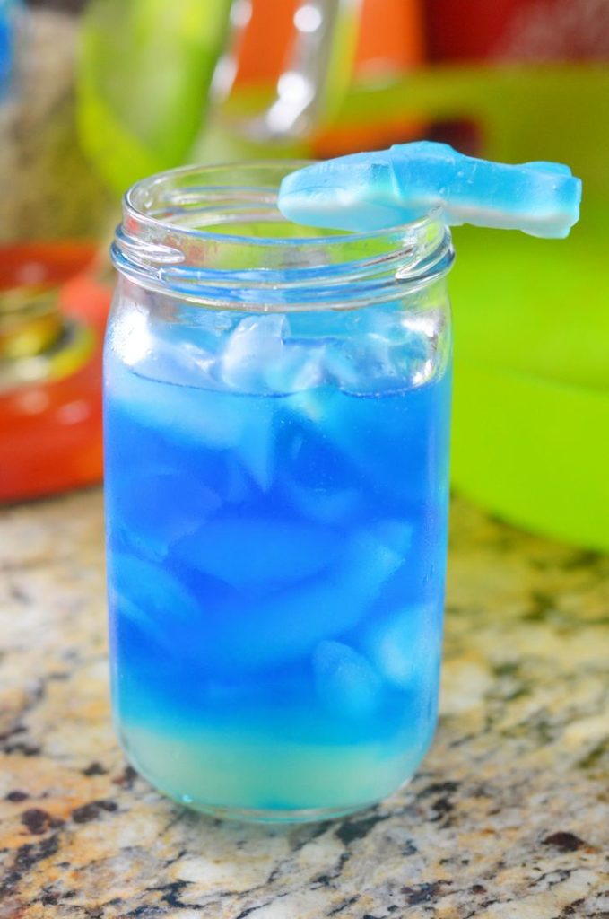 juice fruit youtube Attack Blue Mooshu Cocktail Shark Jenne by