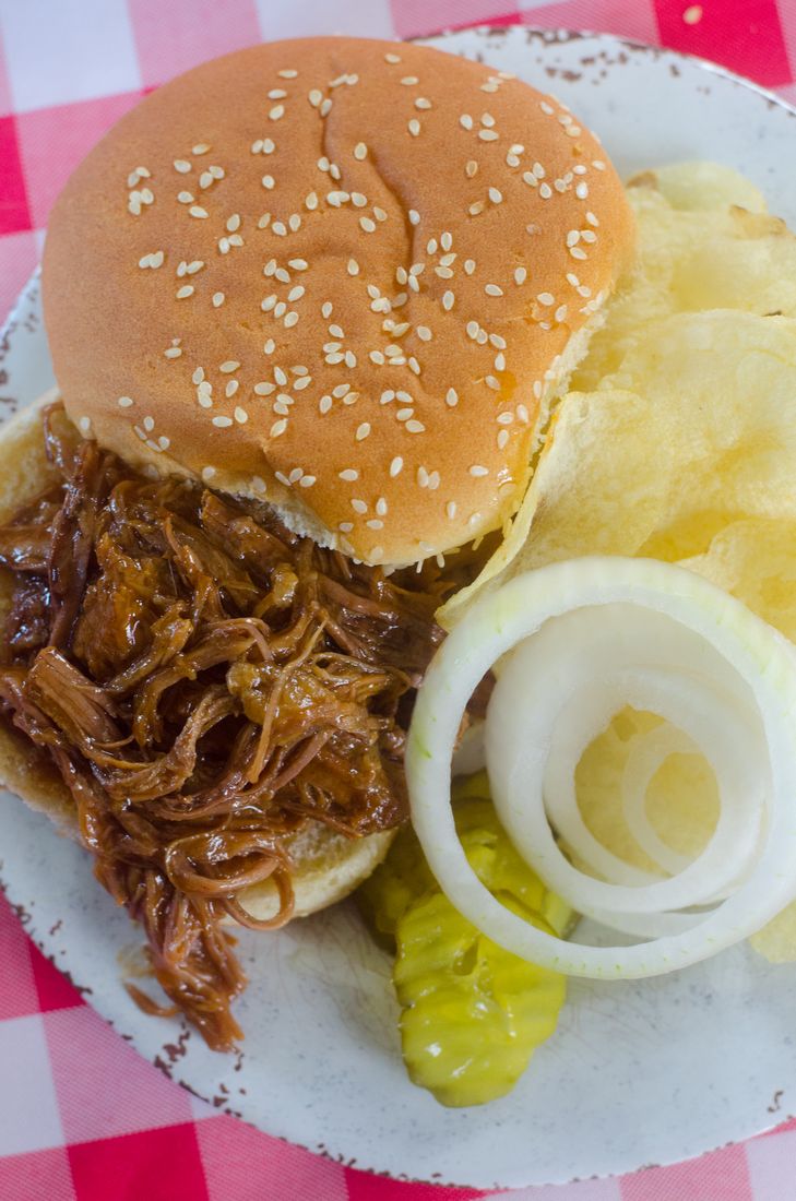 Instant Pot Barbecue Beef Brisket Sandwiches