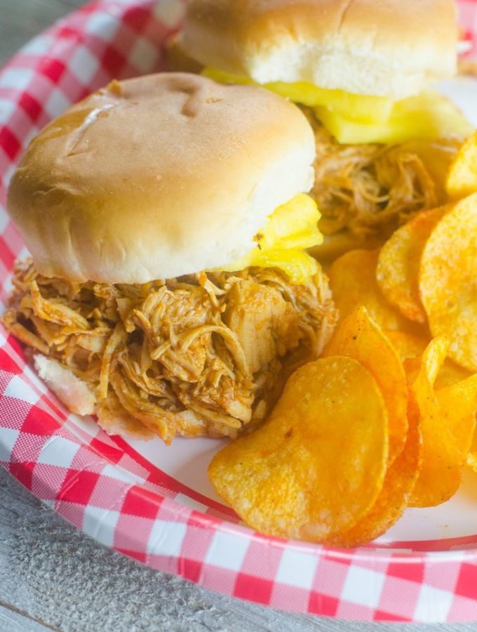 Instant Pot Barbecue Chicken Sliders