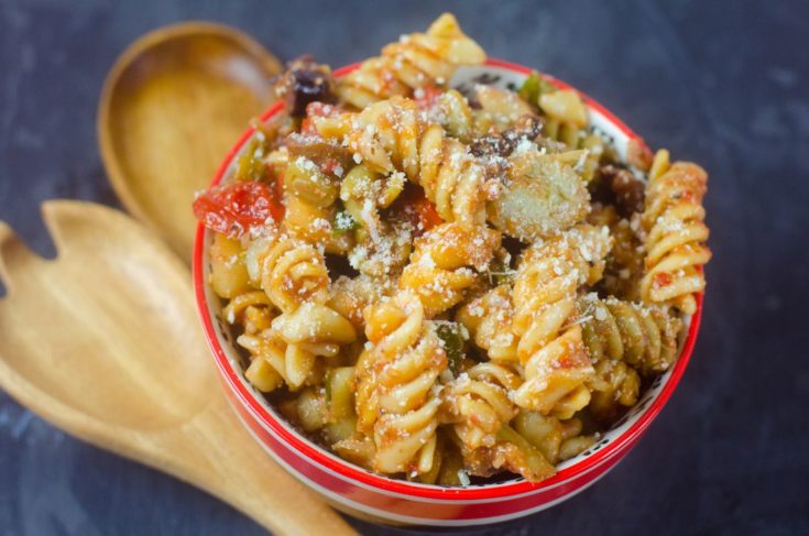 Mediterranean Pasta Salad - Mooshu Jenne