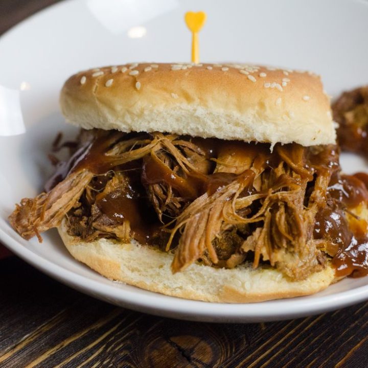 Instant Pot Pulled Pork Sandwiches - Mooshu Jenne