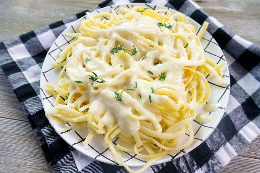 Gluten Free Fettuccine Alfredo - Mooshu Jenne